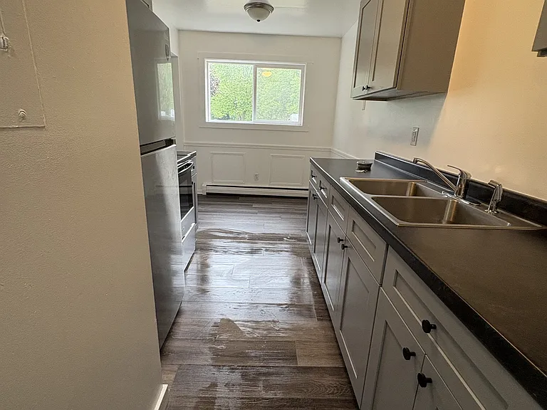 595 Wagner Dr #7 — Photo 6