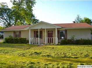 208 Penter Ave, Clanton, AL 35045