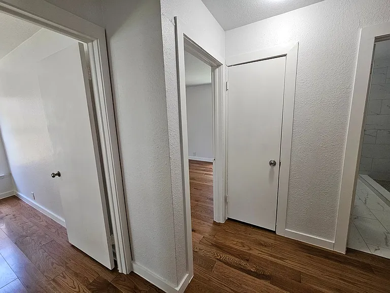 2402 Housley Dr — Photo 14
