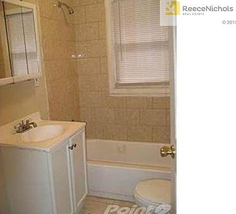 5th image of 5615 Woodland Ave