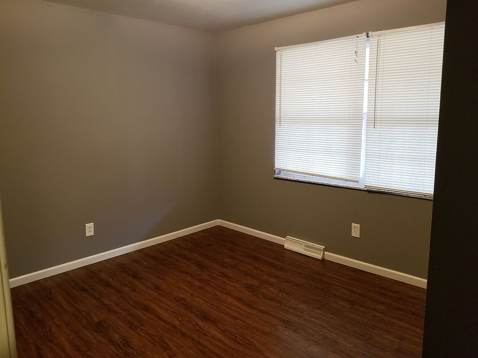 1st image of 4084 Esseldale Dr