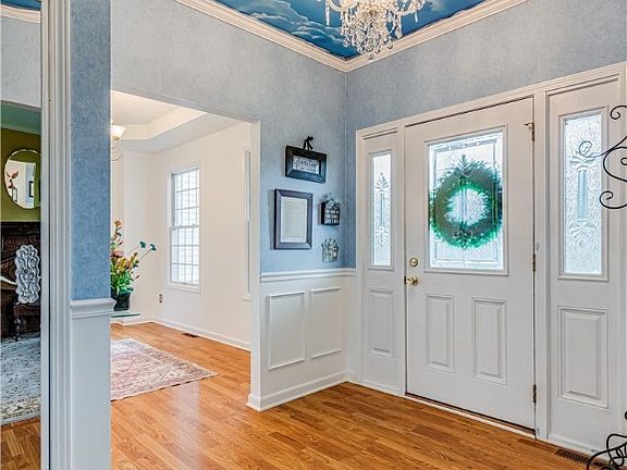 4th image of 2462 Stonefield Dr