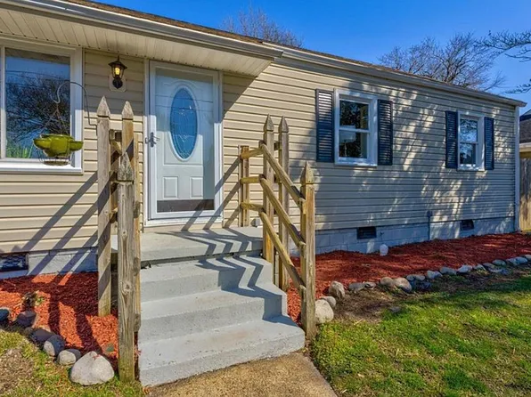 3488 Bessie St, Norfolk, VA 23513