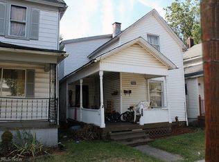 562 W Hopocan Ave, Barberton, OH 44203
