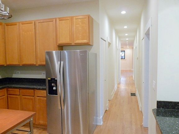 5th image of 2153 N Campbell Ave #1N