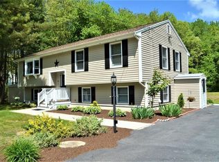 22 Anne Dr, Taunton, MA 02780