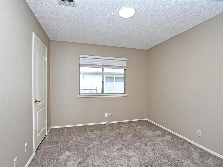 15009 Big Falls Dr — Photo 17