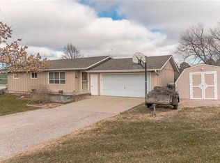 2708 Mountain Meadow Rd, Rapid City, SD 57702