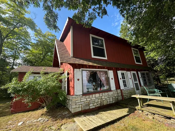1304 Sunrise Rd, Washington Island, WI 54246