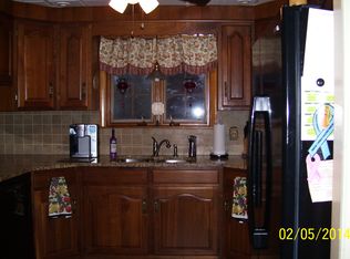 768 Yorkshire Rd, Bethlehem, PA 18017