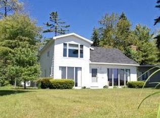 822 N Us Highway 23, East Tawas, MI 48730