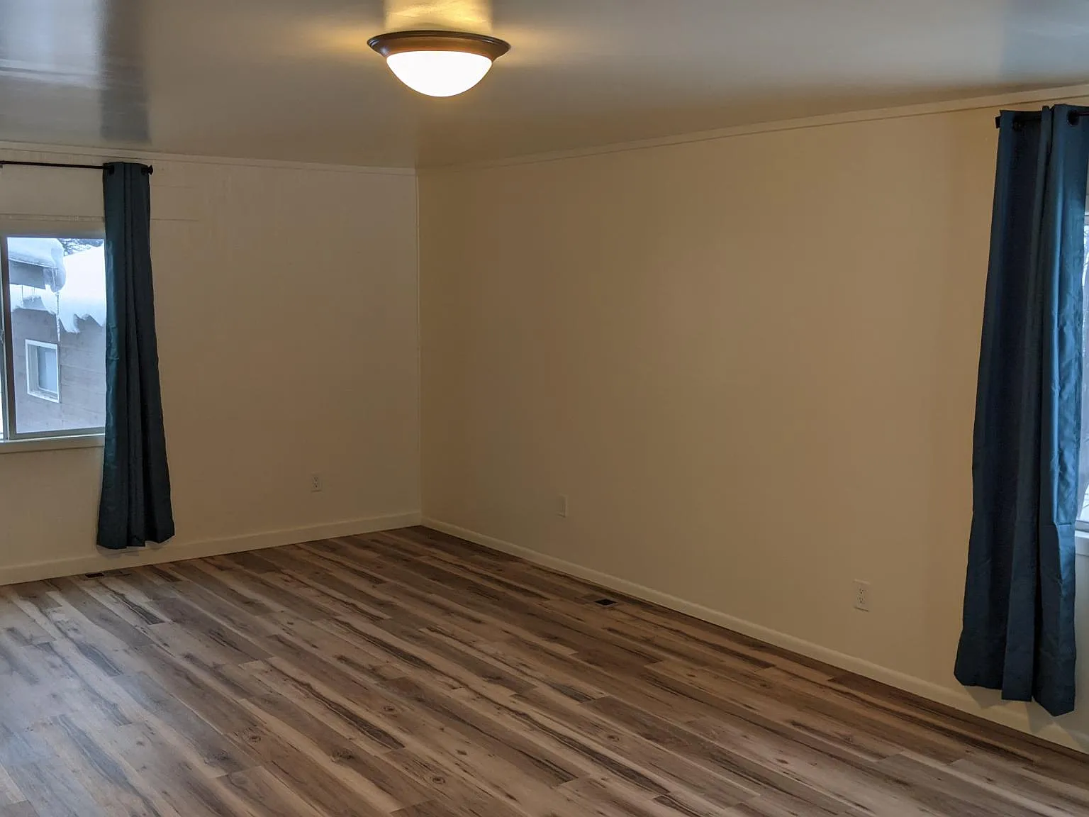 305 Yerger Dr — Photo 3