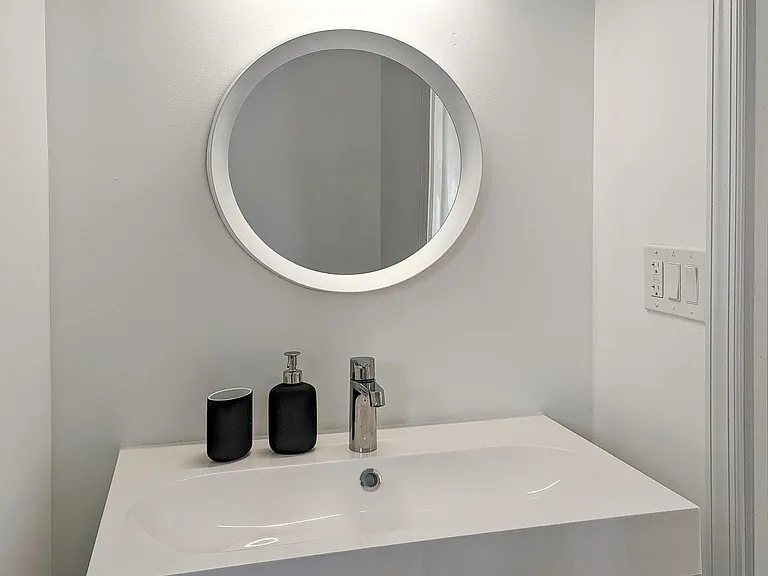 400 McCabe Ave #1 — Photo 16
