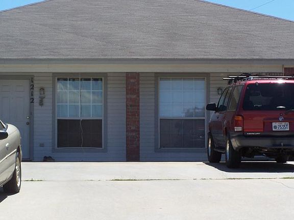5th image of 1212 Walt Morgan Cir
