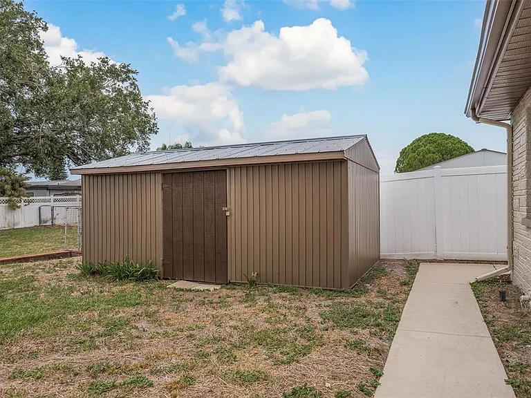 4036 Sunray Dr — Photo 23