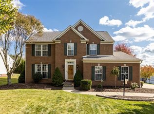 8027 Woodcreek Dr, Bridgeville, PA