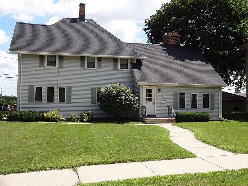1st image of 143 N 8th Ave