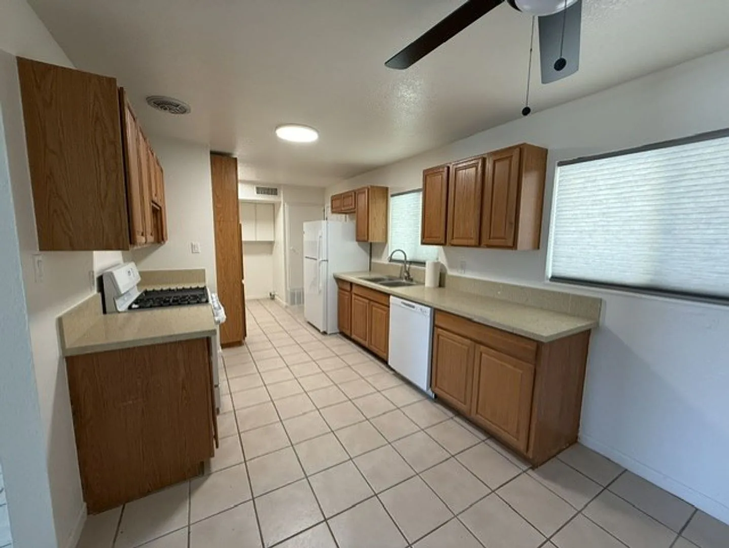 Price Reduced - newly remolded 4 bedroom home in Indio — Photo 4