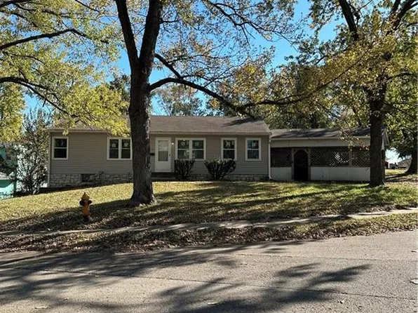 16501 E 3rd St N, Independence, MO 64056