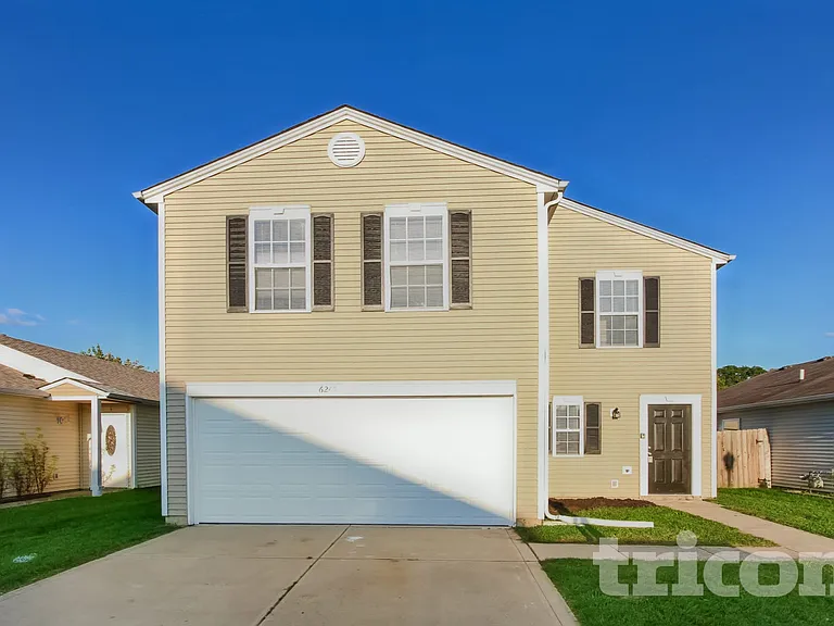 6245 Monteo Dr — Photo 1
