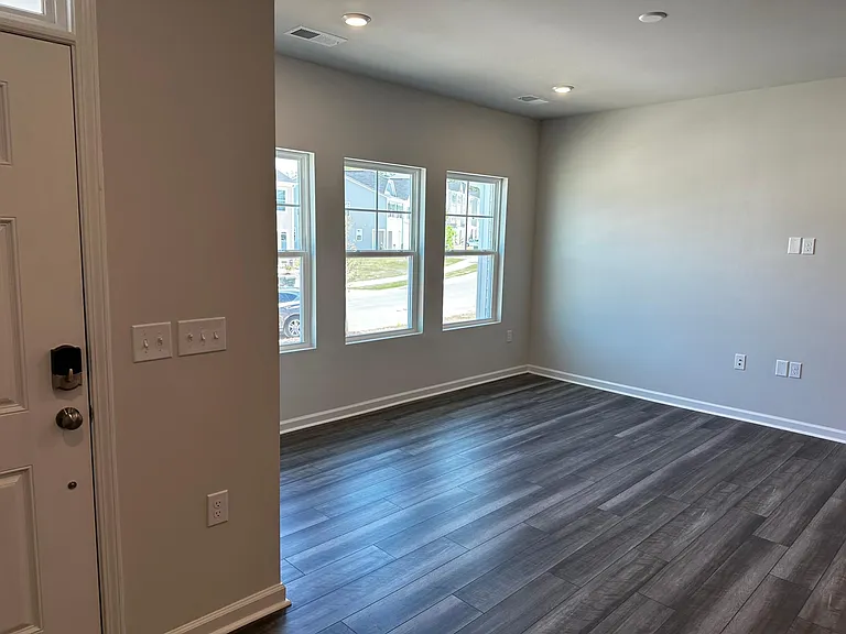 2412 Chert Ln — Photo 13