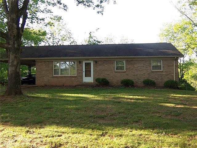 1st image of 2226 Russell Dr