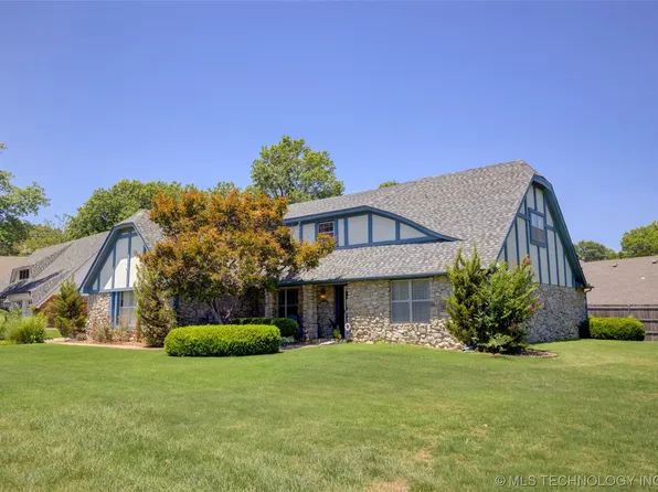5715 E 65th Pl, Tulsa, OK 74136