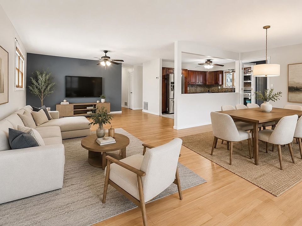 1st image of 19 Acorn Rd Floor 1
