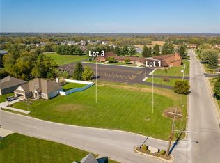 1071 Deer Field Dr, Greencastle, IN 46135