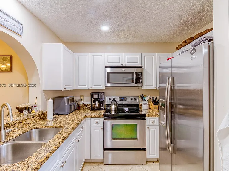 11415 Lakeview Dr #2-D — Photo 16