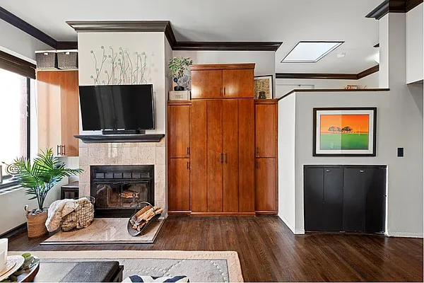 Sold by Douglas Elliman | media 12