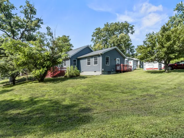 575 S Sheridan Dr, Decatur, IL 62521