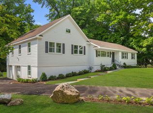 18 Meyer Pl, Riverside, CT 06878