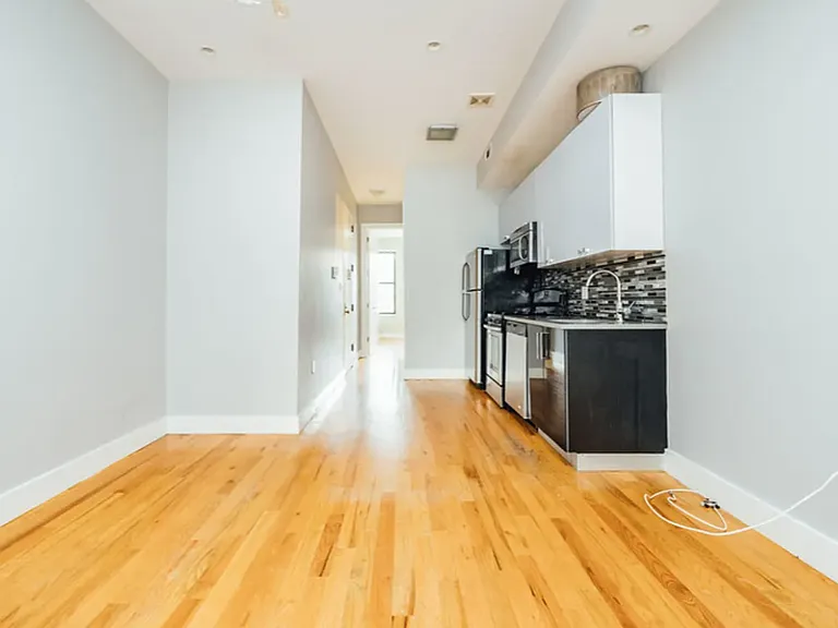 428 Bleecker St #3R — Photo 2