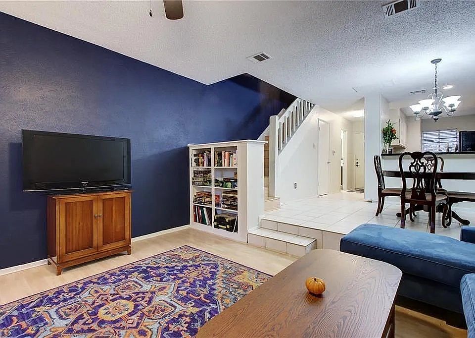 1st image of 7122 Wood Hollow Dr APT 86