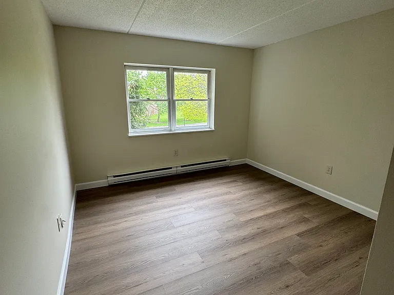 20 Maple Crest Cir #F — Photo 9