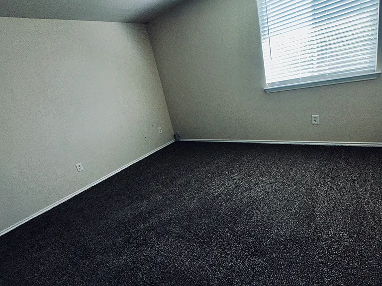 1 of the 3 bedrooms
