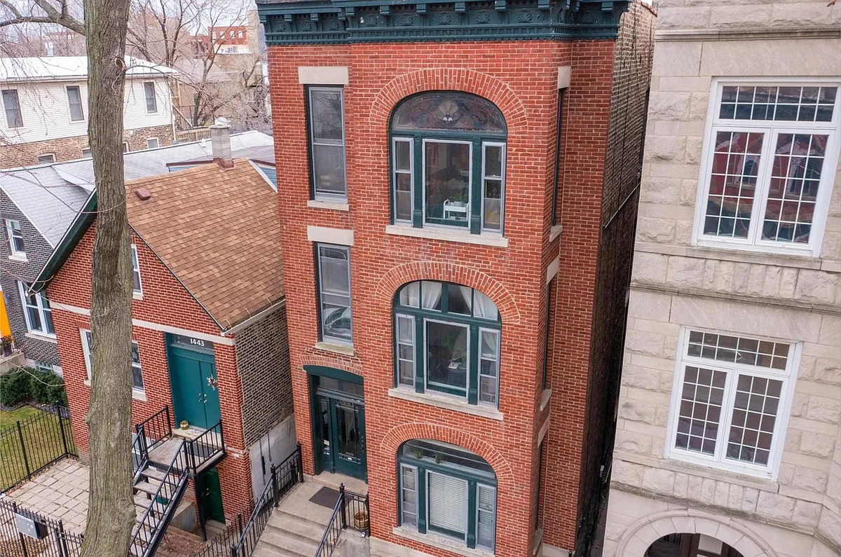 Building Photo - 1441 N Bell Ave #1