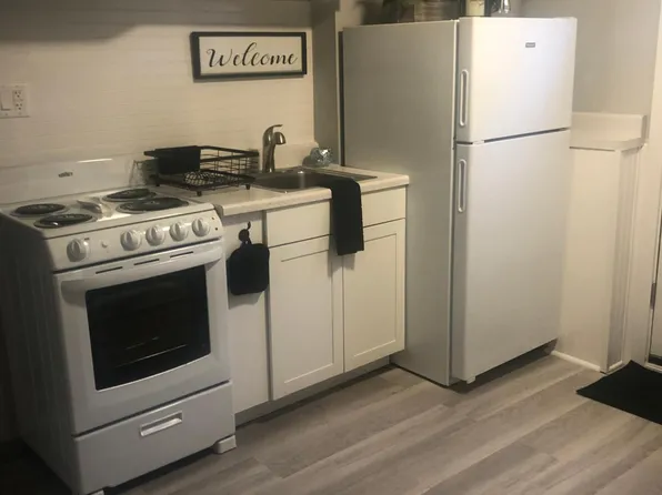 30 Douglas Ave, Burlington, MA 01803