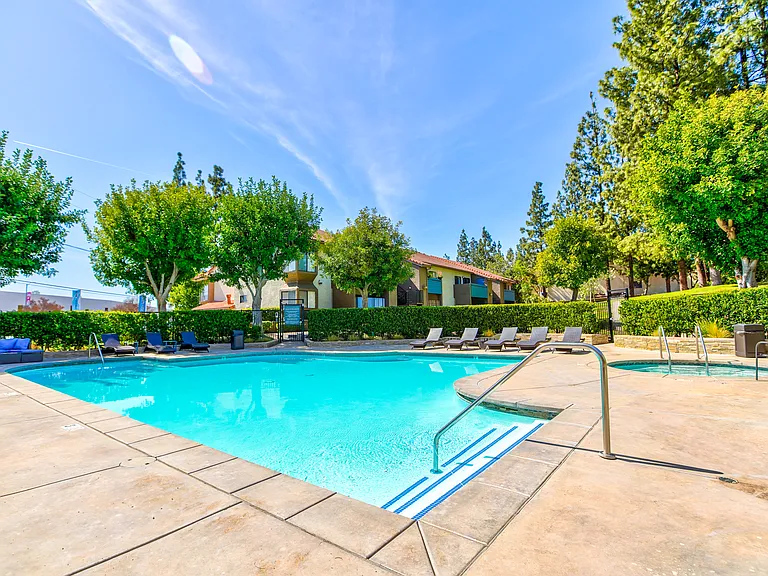 Monte Vista Apartments — Photo 20