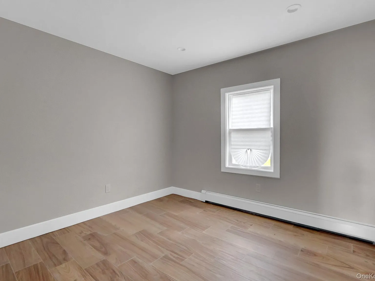 2 bed, 1.0 bath, 775 sqft, $3,200 — Photo 3
