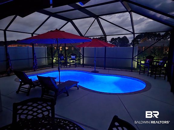 3rd image of 22280 Hibiscus Cir