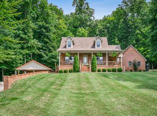 4360 Officers Chapel Rd, Cookeville, TN 38506