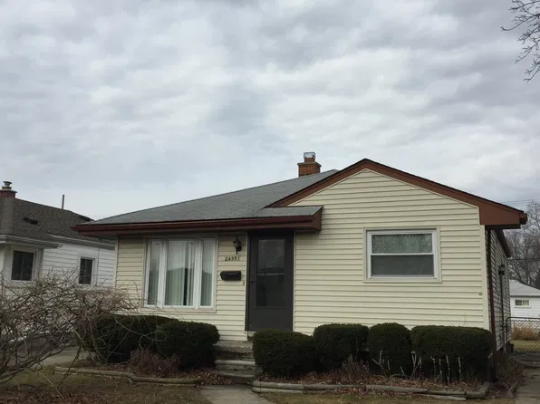 24591 Lexington Ave, Eastpointe, MI 48021
