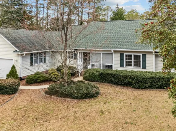 175 Lakeview Drive, Southern Pines, NC 28387