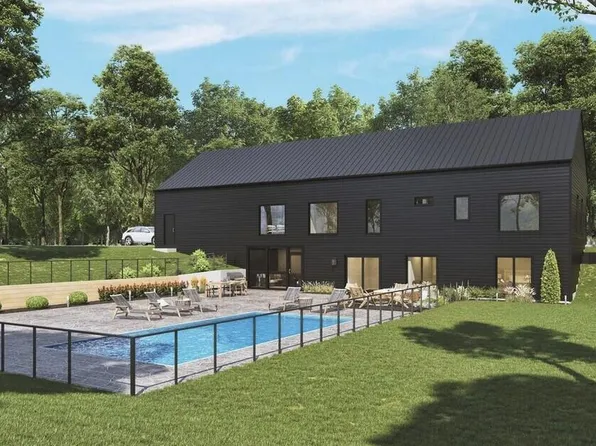 18026 Hoder Rd, New Buffalo, MI 49117