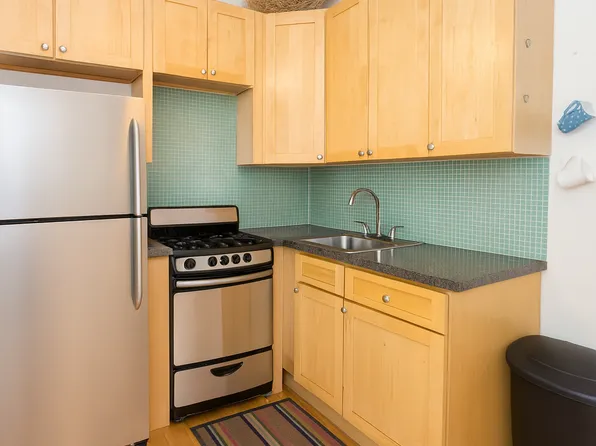 242 Troutman Street image 3 of 10