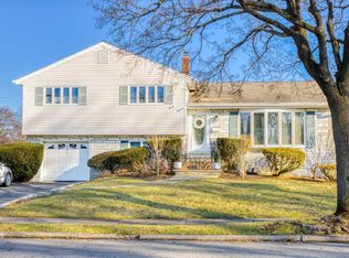 141 N Terrace Pl, New Milford, NJ 07646