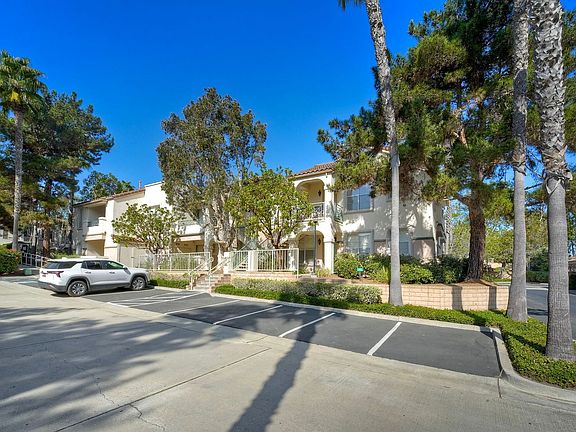 3rd image of 3622 Bernwood Pl Unit 53