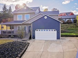 135 Quincetree Ct, Roseburg, OR 97471